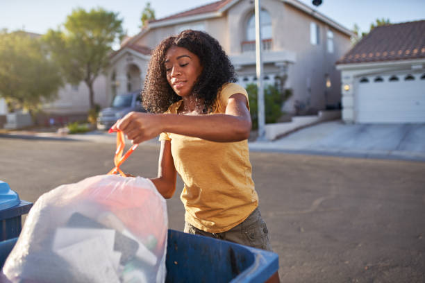 Best Construction Debris Removal  in Falfurrias, TX